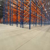 22.000 m2 Smalle gangen super vlakke vloer