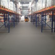 Vloer renovatie stellingen magazijn Vloer renovatie stellingen magazijn