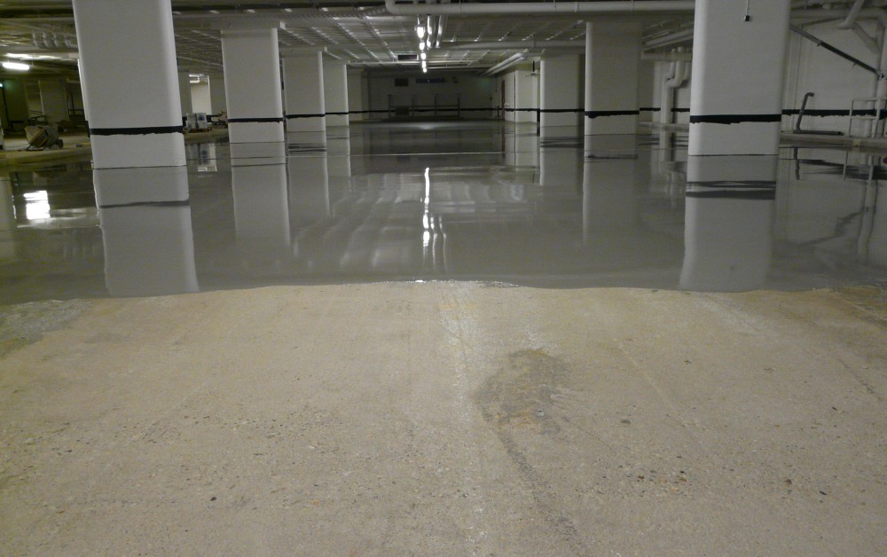 Vloerrenovatie cementgebonden gietvloer Vloerrenovatie cementgebonden gietvloer