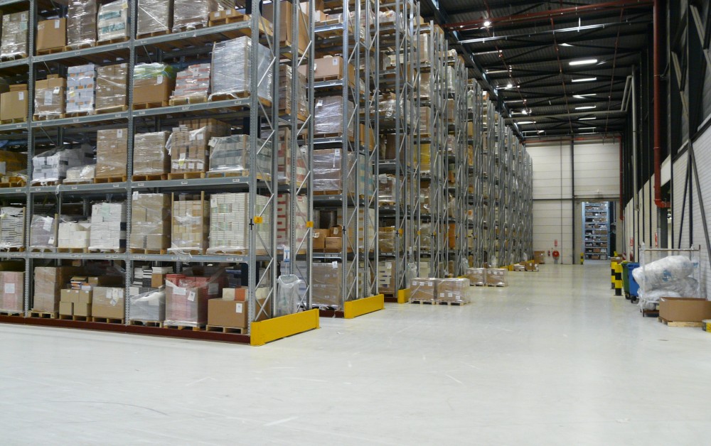 Super vlakke bedrijfsvloer DIN 15185 Super vlakke bedrijfsvloer DIN 15185